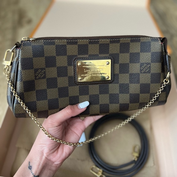 ❌SOLD❌✨AUTHENTIC Eva Clutch in Damier Ebene✨ - Picture 1 of 13